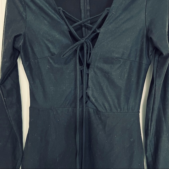 Black Lace up front body con mini dress - Picture 10 of 11